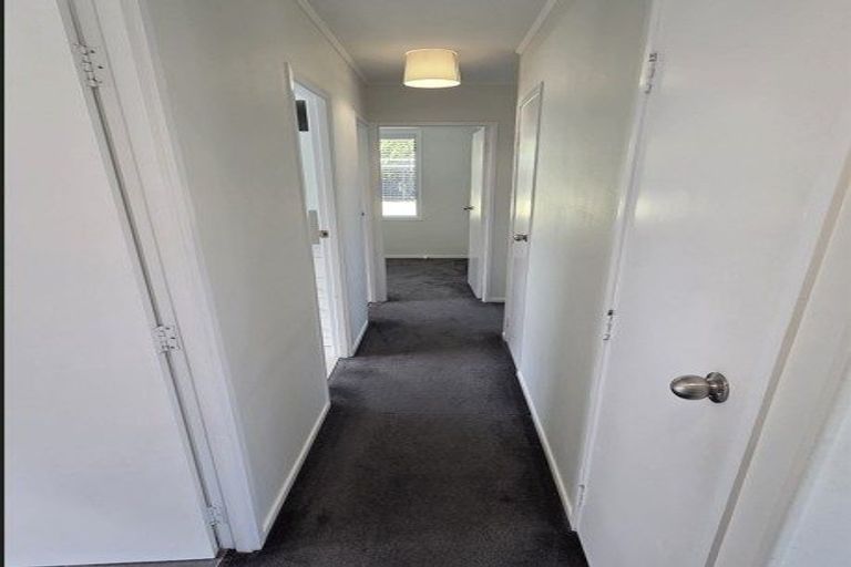 Photo of property in 35 Aronia Way, Goodwood Heights, Auckland, 2105