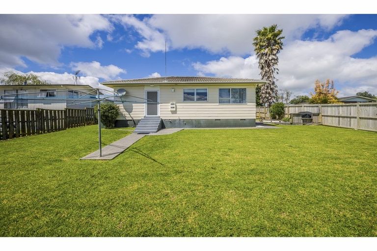 Photo of property in 20 Minton Place, Manurewa, Auckland, 2102