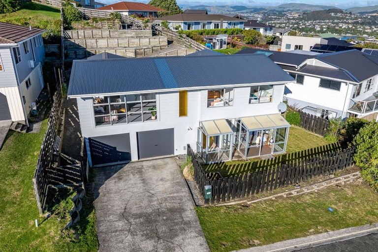Photo of property in 6 Tregear Place, Camborne, Porirua, 5026