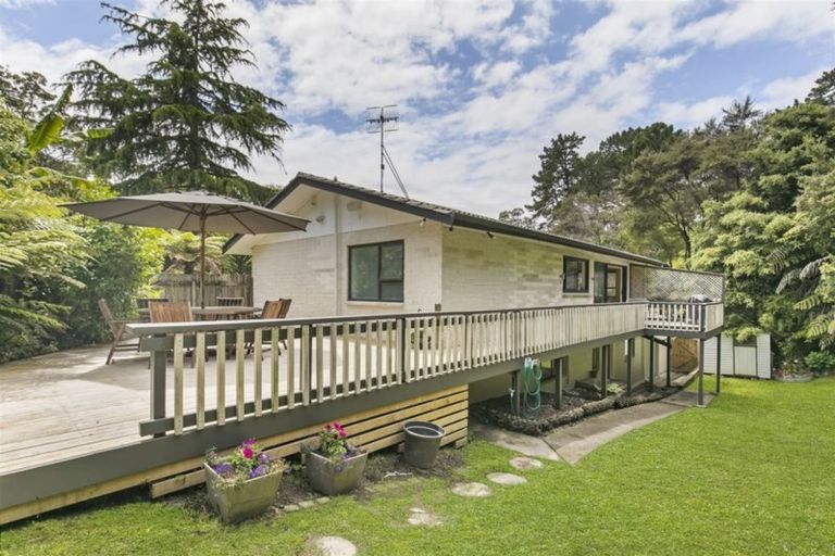 Photo of property in 6 Menear Lane, Hillcrest, Auckland, 0627