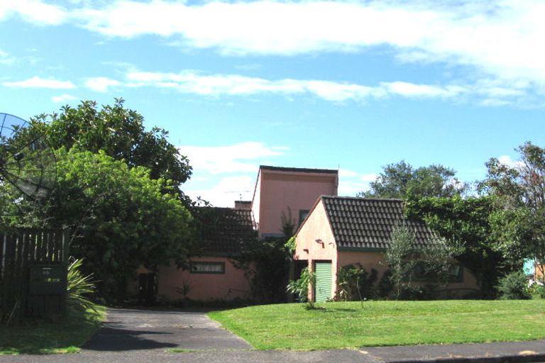 Photo of property in 45 Compton Street, Hillcrest, Auckland, 0627