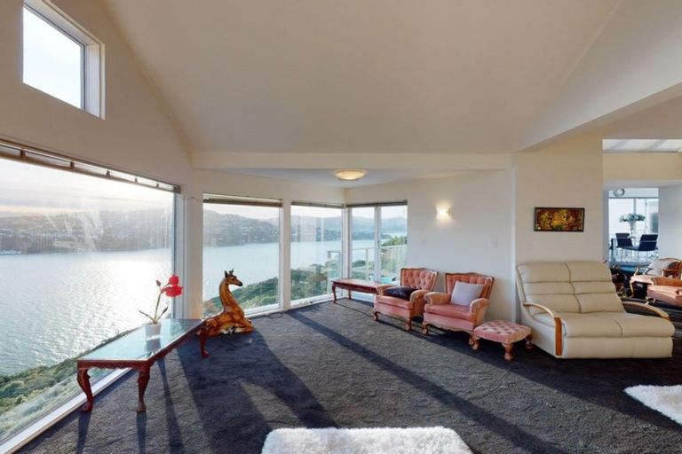 Photo of property in 11 Countess Close, Maupuia, Wellington, 6022