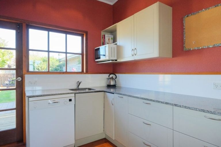 Photo of property in 43 Helena Street, Forbury, Dunedin, 9012