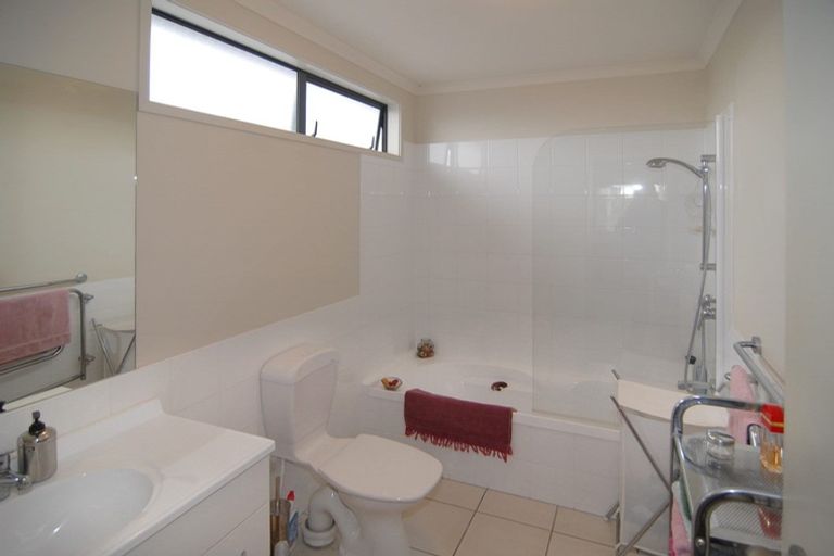 Photo of property in 10/55 Verbena Road, Birkdale, Auckland, 0626