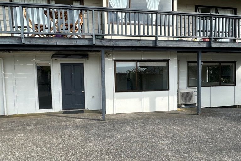 Photo of property in 111 Stott Avenue, Birkdale, Auckland, 0626