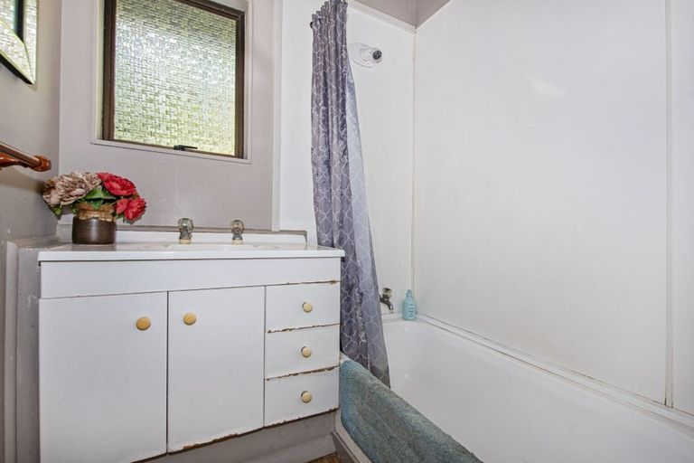 Photo of property in 53 Hilltop Avenue, Morningside, Whangarei, 0110