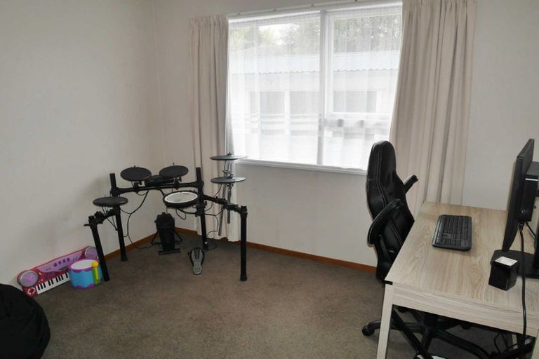 Photo of property in 2 Salmond Street, Hoon Hay, Christchurch, 8025