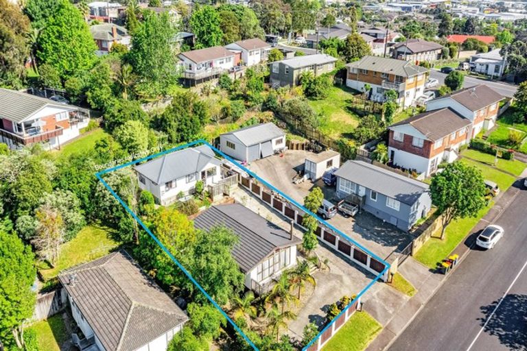 Photo of property in 5 Kemp Road, Massey, Auckland, 0614