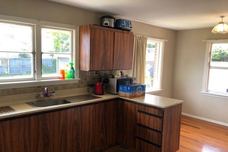 Photo of property in 123 Marshland Road, Shirley, Christchurch, 8061