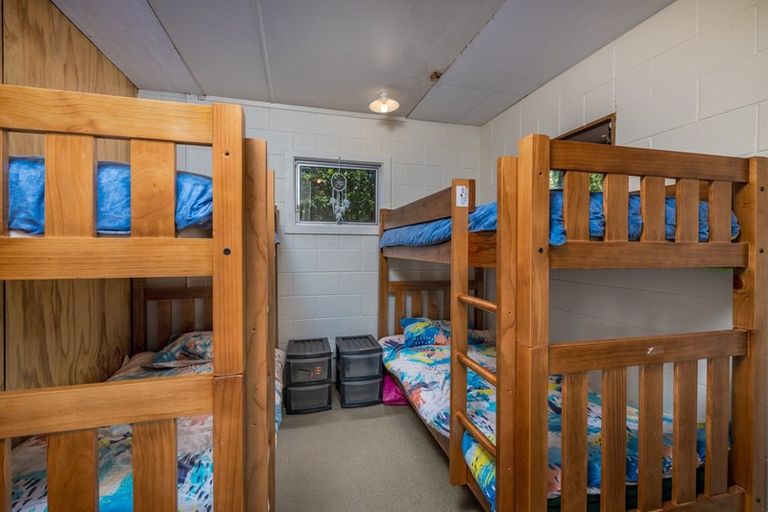 Photo of property in 35 Te Maika Road, Ngunguru, Whangarei, 0173