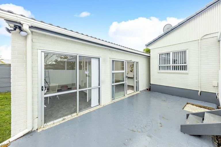 Photo of property in 3/4 Gibbs Road, Manurewa, Auckland, 2102