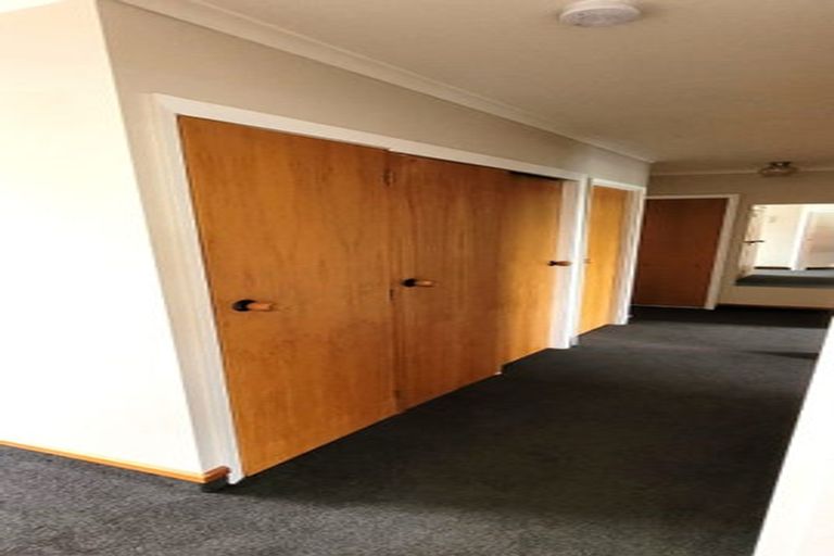 Photo of property in 8 Burns Street, Westown, New Plymouth, 4310