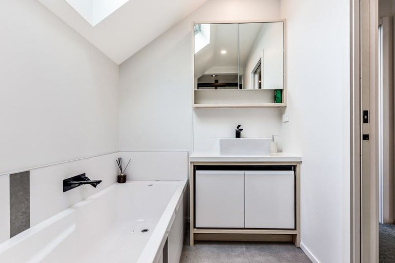 Photo of property in 2/22 Campbell Street, Frankton, Hamilton, 3204