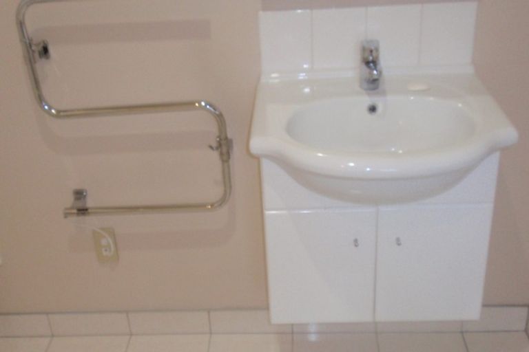 Photo of property in 29 Streamside Court, Woolston, Christchurch, 8062