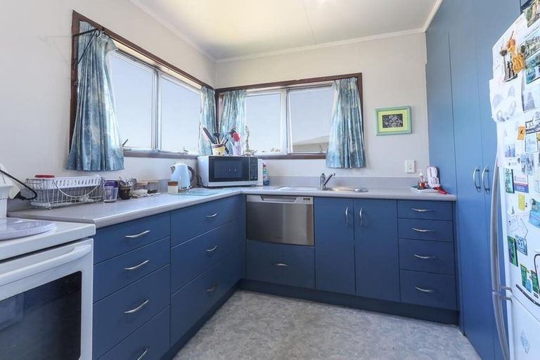 Photo of property in 3 Sequoia Crescent, Owhata, Rotorua, 3010