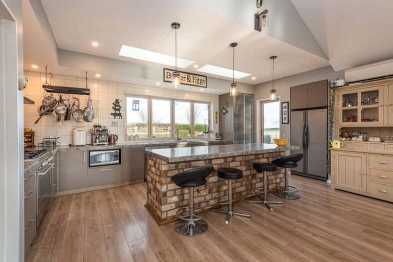 Photo of property in 270 Barkers Road, Loburn, Rangiora, 7472