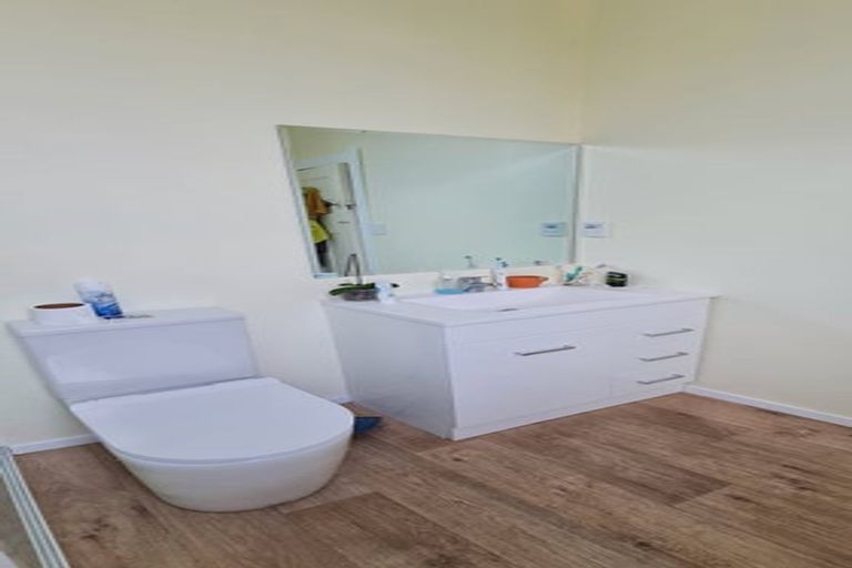 Photo of property in 6 Roxburgh Grove, Petone, Lower Hutt, 5012