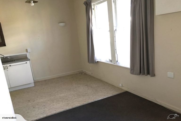 Photo of property in 18 Riddiford Street, Newtown, Wellington, 6021