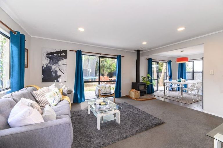 Photo of property in 43 Price Crescent, Mount Wellington, Auckland, 1060