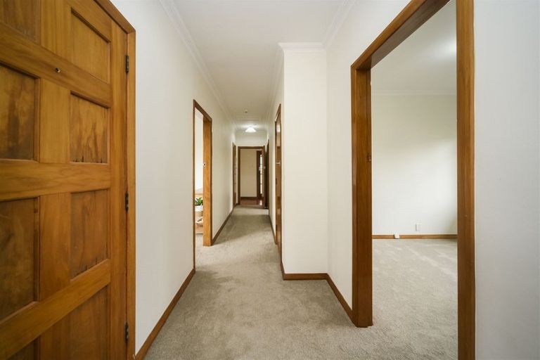 Photo of property in 12 Belvedere Crescent, Takaro, Palmerston North, 4412