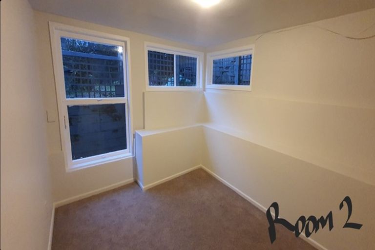 Photo of property in 2/46 Sunnynook Road, Sunnynook, Auckland, 0620