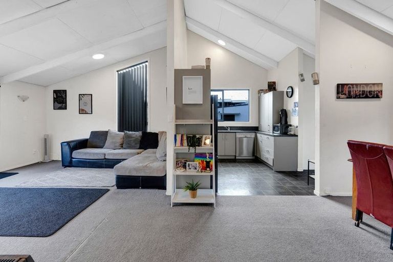 Photo of property in 24 Gardenia Avenue, Bell Block, New Plymouth, 4312