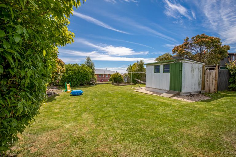 Photo of property in 19 Raymond Street, West End, Timaru, 7910