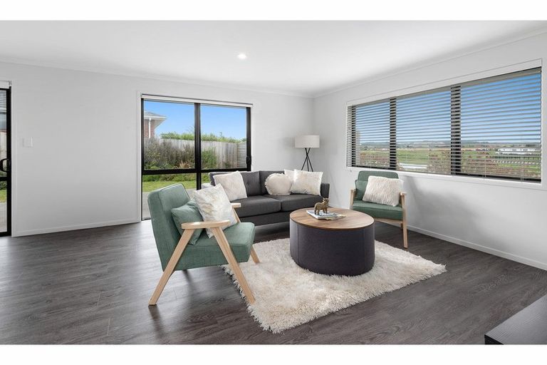 Photo of property in 25 Lake Drive, Tikipunga, Whangarei, 0112