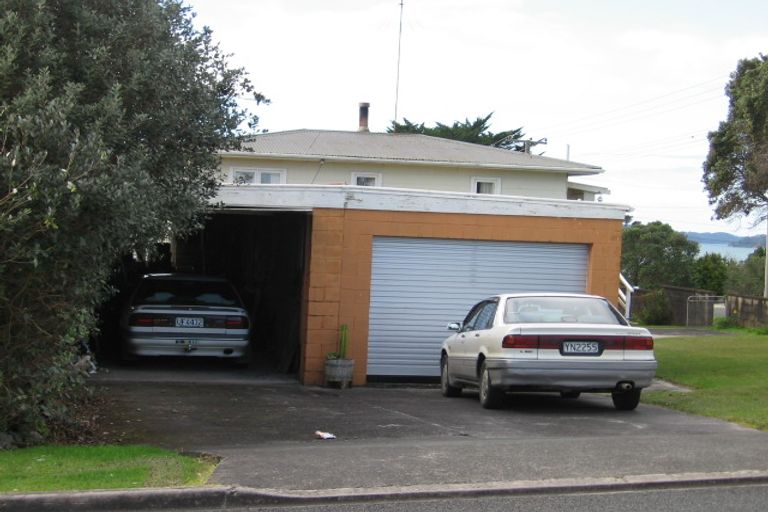 Photo of property in 2 Washington Avenue, Snells Beach, 0920