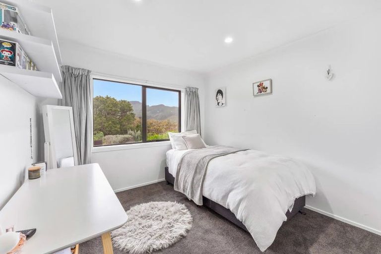 Photo of property in 13 Frankie Stevens Place, Riverstone Terraces, Upper Hutt, 5018