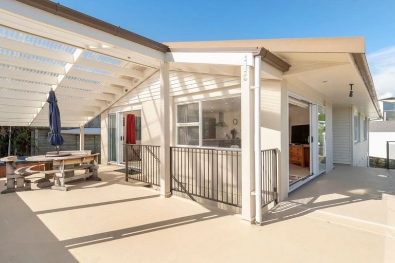 Photo of property in 11 Kaharoa Avenue, Omokoroa, 3114