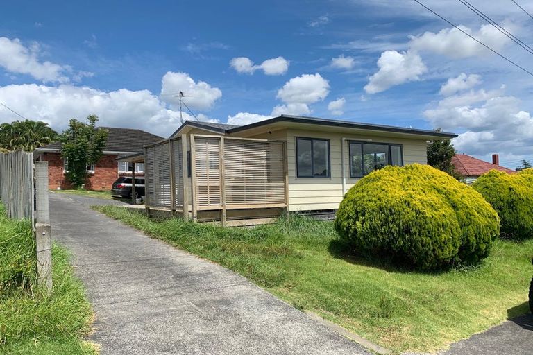 Photo of property in 9 Valdale Road, Henderson, Auckland, 0610