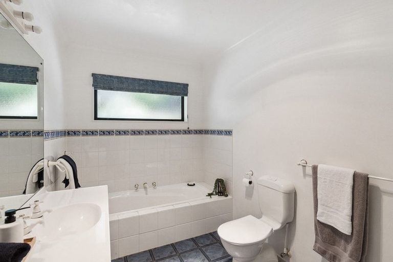 Photo of property in 149 Realm Drive, Paraparaumu, 5032