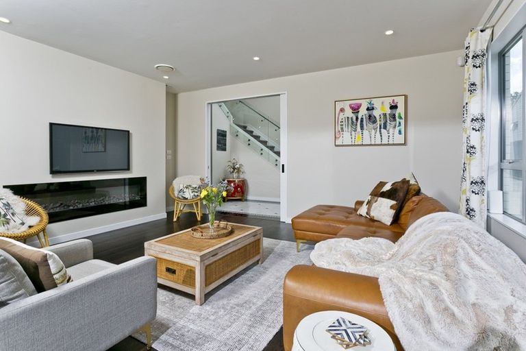 Photo of property in 81a Deep Creek Road, Waiake, Auckland, 0630