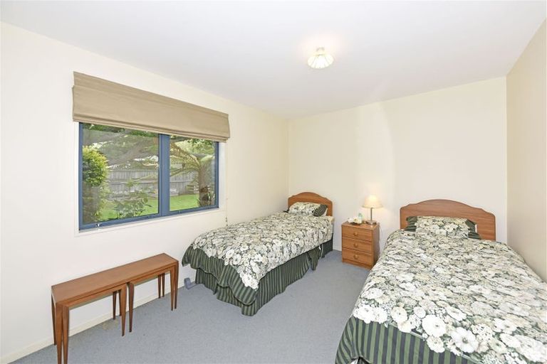 Photo of property in 27 Acorn Close, Waltham, Christchurch, 8023