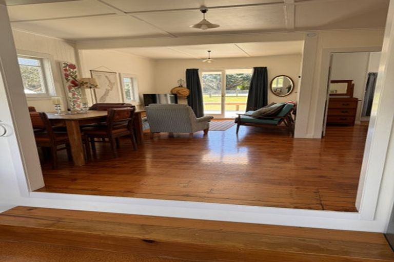 Photo of property in 15 Pataua Street, Pataua South, Onerahi, 0192