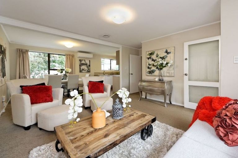 Photo of property in 11 Armada Drive, Ranui, Auckland, 0612