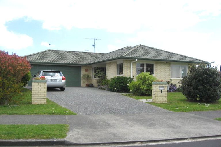 Photo of property in 1 Waione Court, Takanini, 2112