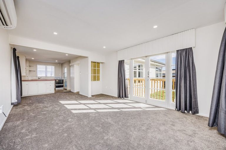 Photo of property in 53b Rollerson Street, Papakura, 2110