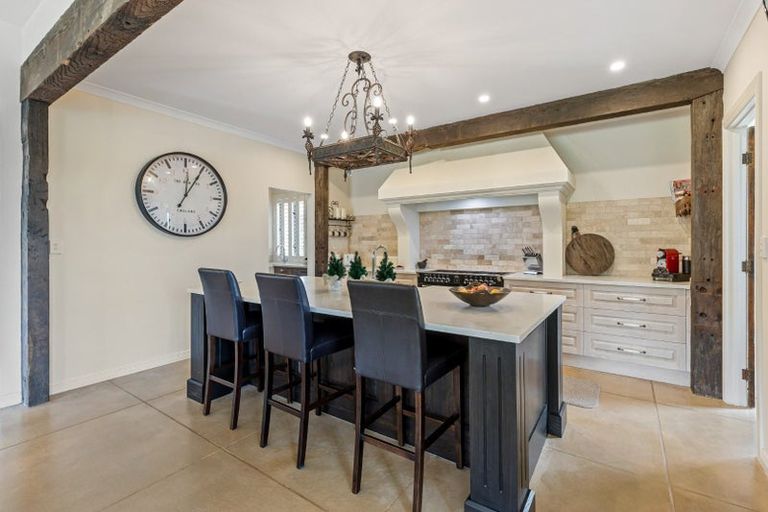 Photo of property in 10 Myra Evelyn Grove, Dairy Flat, Albany, 0792