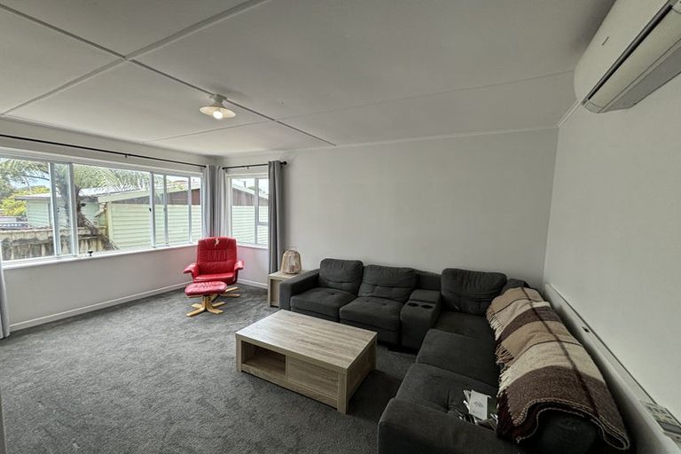 Photo of property in 1/26 Wrantage Street, Westown, New Plymouth, 4310