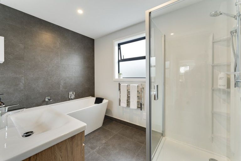 Photo of property in 1 Smitham Drive, Cromwell, 9310