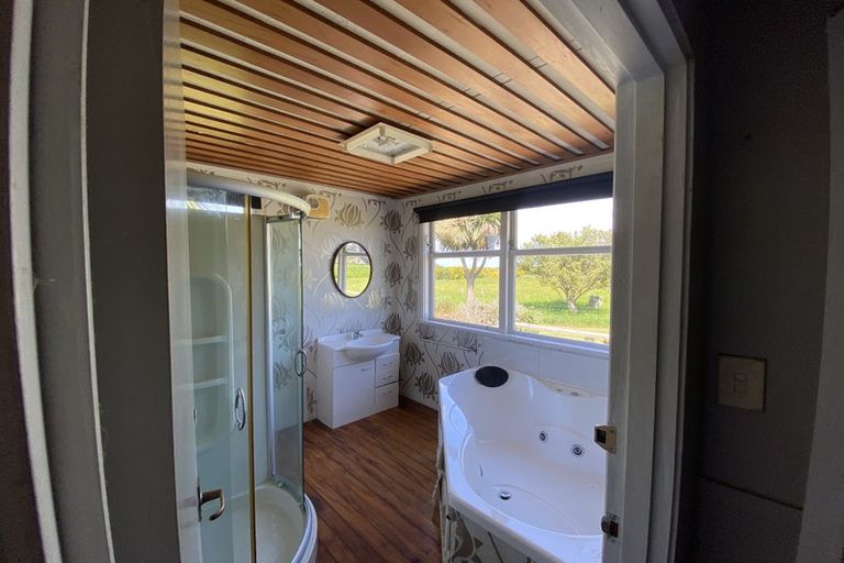 Photo of property in 38 Redpath Road, Orepuki, Riverton, 9881