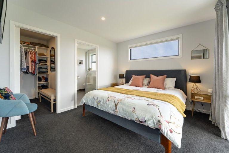 Photo of property in 1 Smitham Drive, Cromwell, 9310