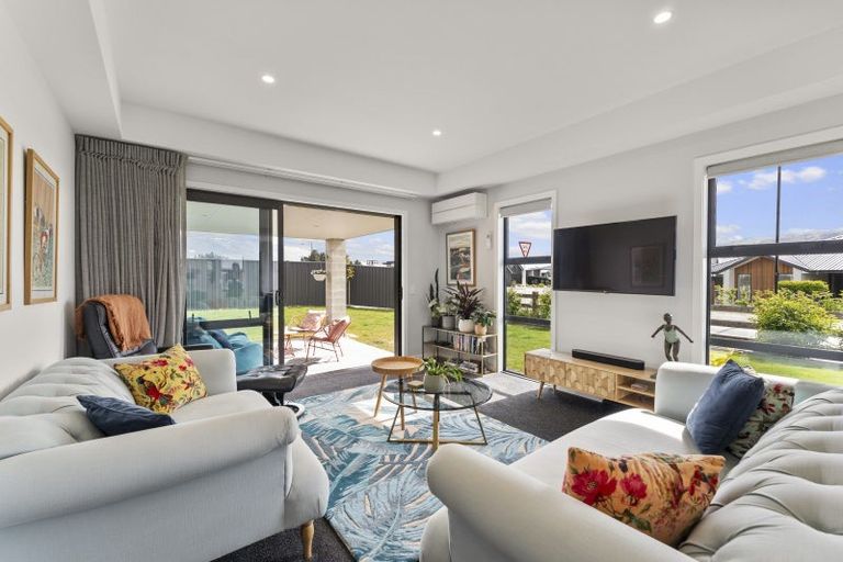 Photo of property in 1 Smitham Drive, Cromwell, 9310