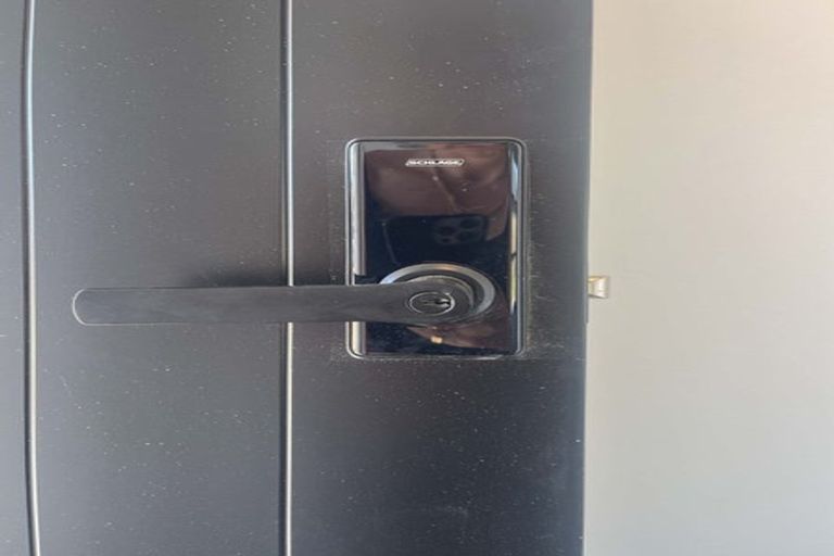 Photo of property in 16 Wexford Crescent, Halswell, Christchurch, 8025