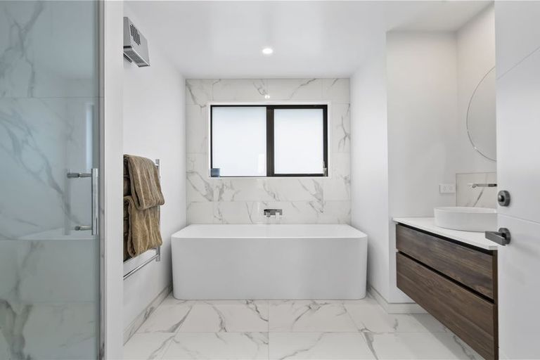 Photo of property in 6 Timara Crescent, Marshland, Christchurch, 8083