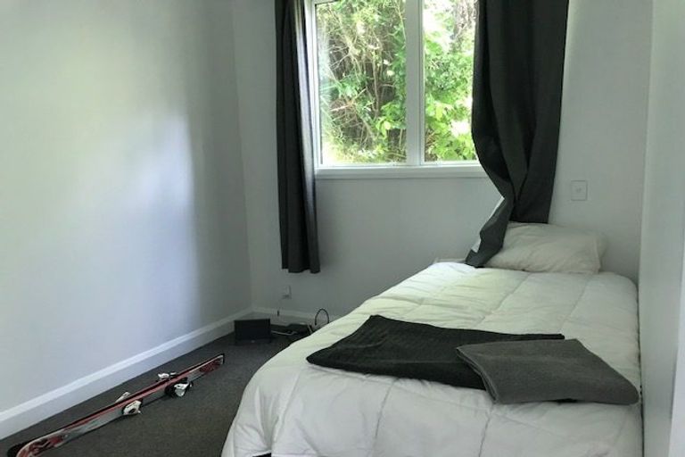 Photo of property in 19 Charlotte Avenue, Brooklyn, Wellington, 6021