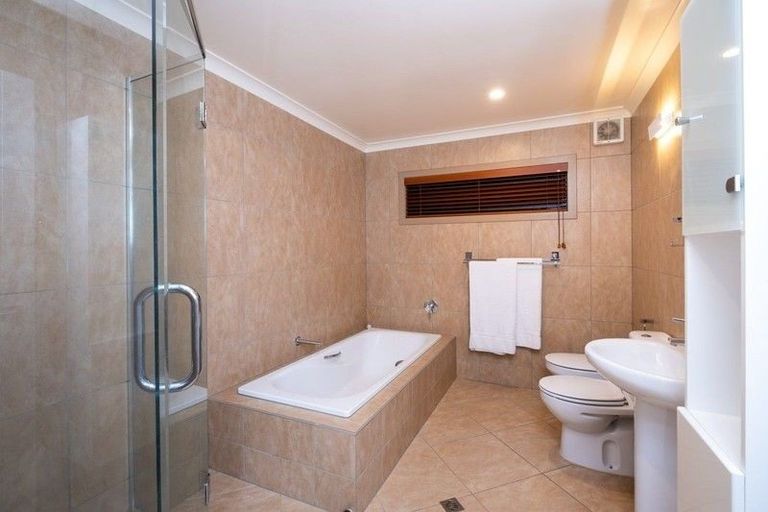 Photo of property in 5 Corry Avenue, Bluff Hill, Napier, 4110