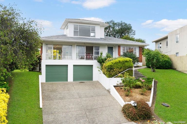 Photo of property in 4 The Anchorage, Sunnyhills, Auckland, 2010